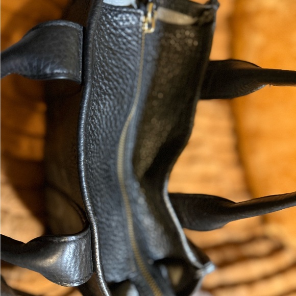 Marc Jacobs Black Pebbled Leather Tote - Picture 5 of 8